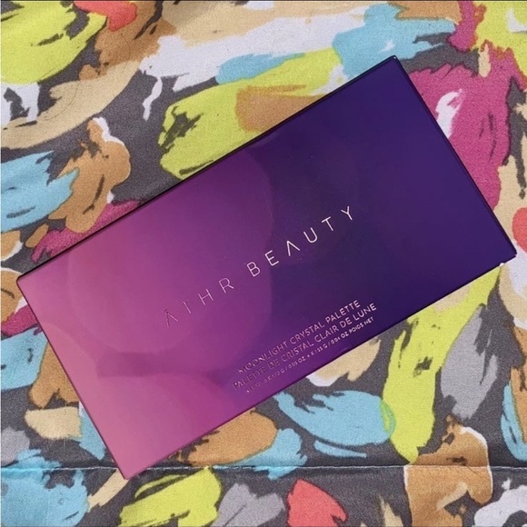 ĀTHR BEAUTY Moonlight Crystal Palette NIB Retail $58 - Picture 5 of 10